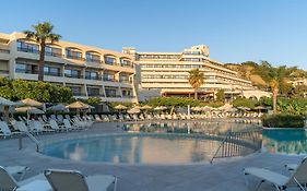 Mareblue Cosmopolitan Beach Resort